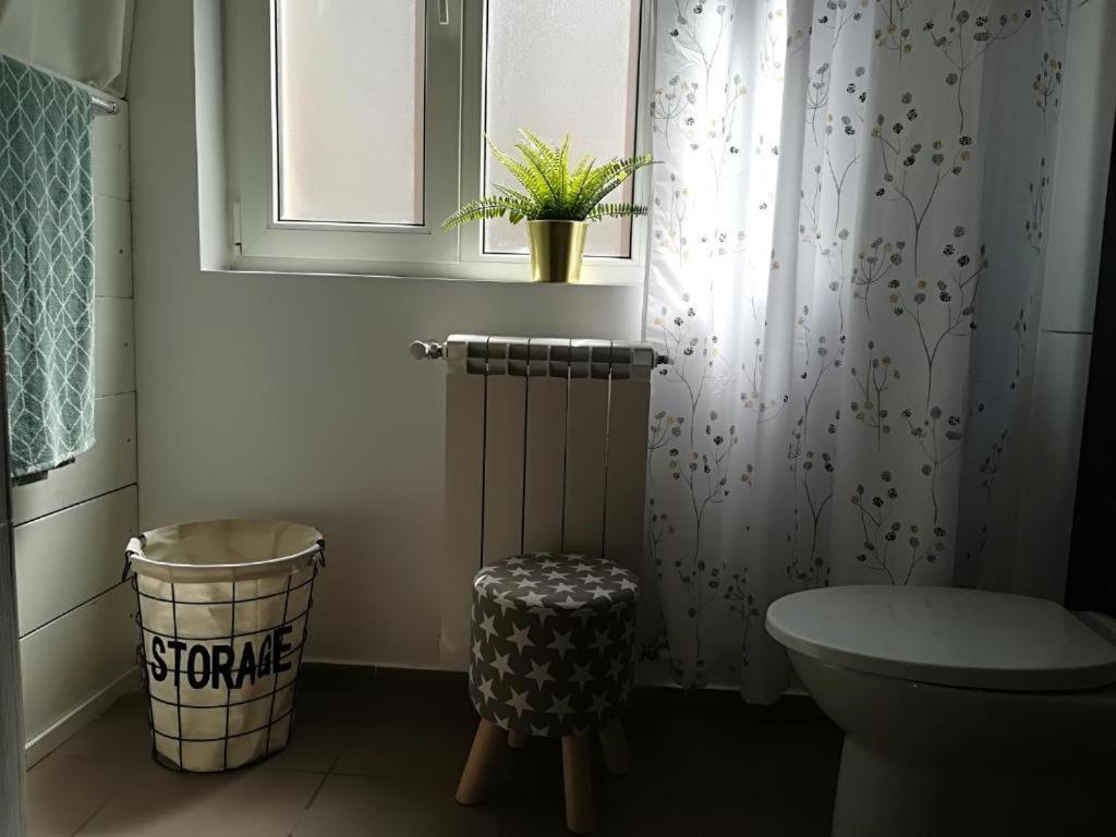 Guesthouse Smart Bukarest Exteriör bild